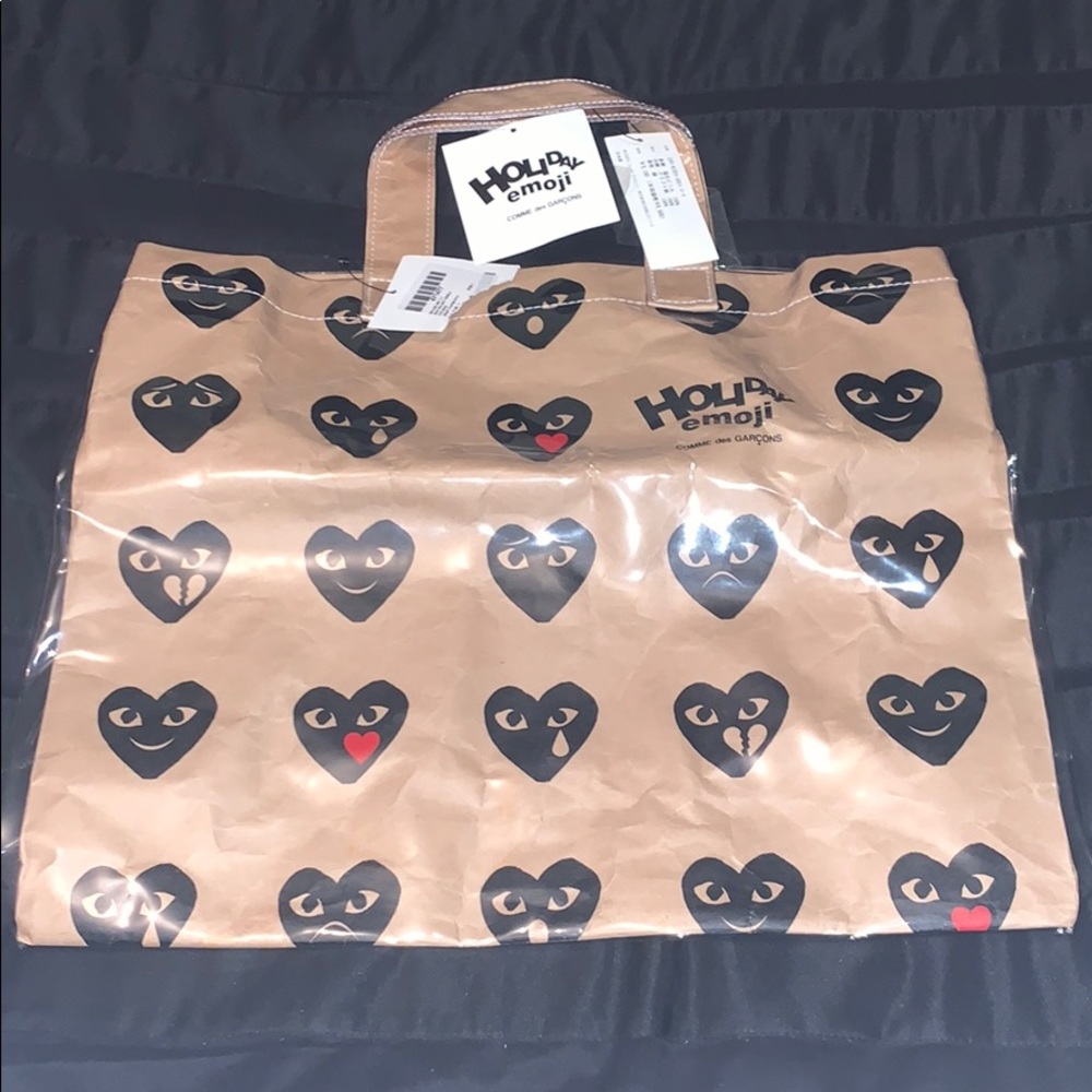 Comme des Garçons Holiday Emoji Bag NWT 🖤